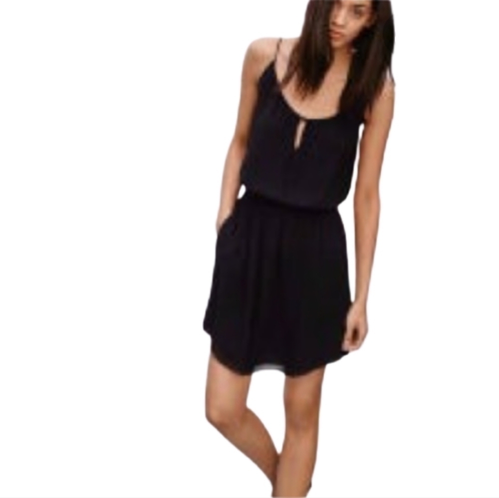 𝅺aritzia BABATON Black 100% Silk Mini Dress Size XS